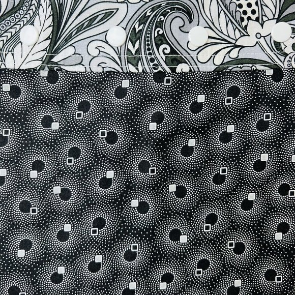 Sweet Spot Skirt Reversible Wrap Mini Adjustable Paisley Floral Black White Gray - Picture 11 of 12